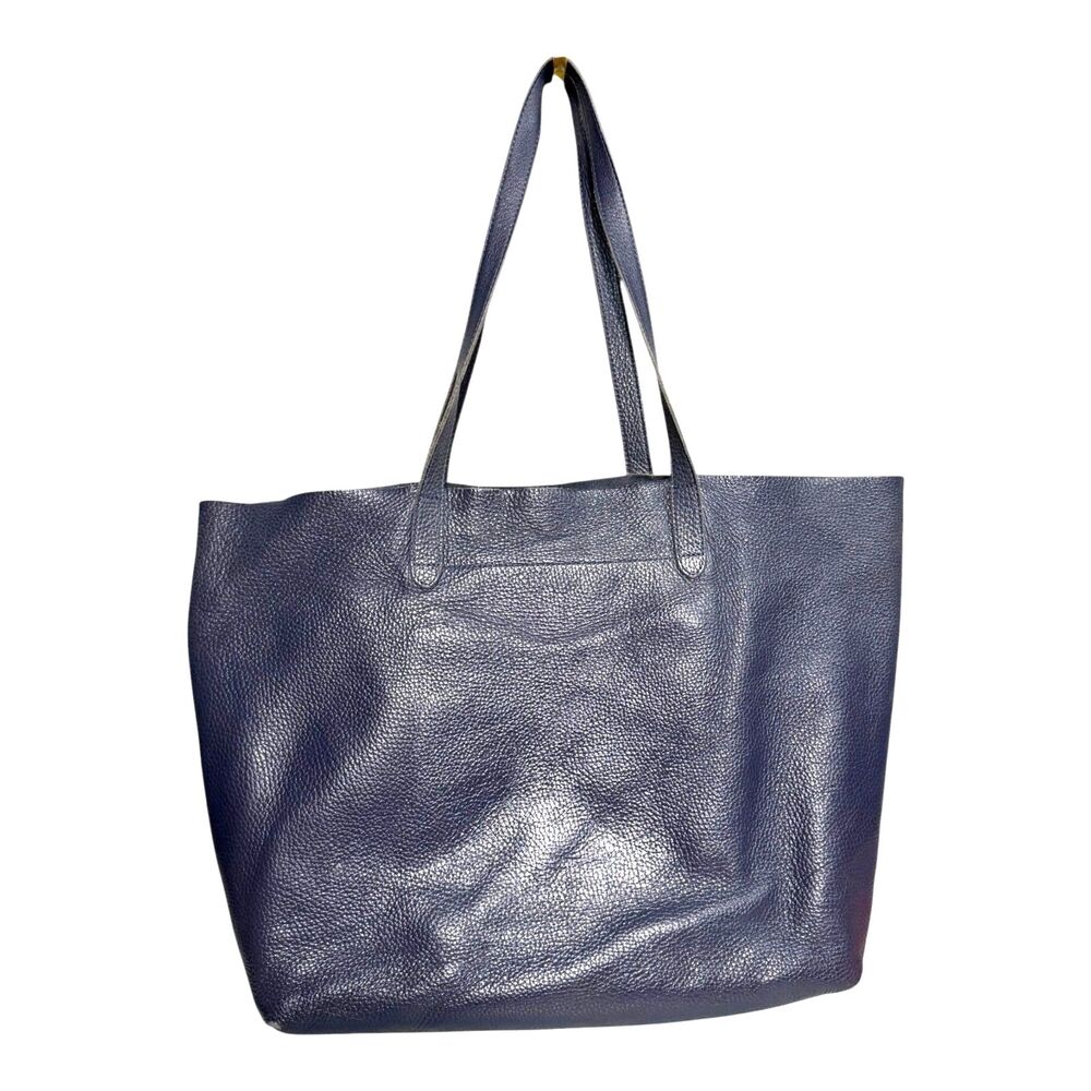 Cuyana Navy Blue Pebbled Leather Slouchy Shoulder Bag
